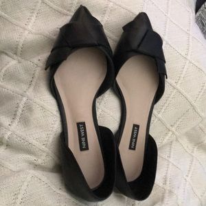 Ladies Nine West dress flats, size 8 1/2.